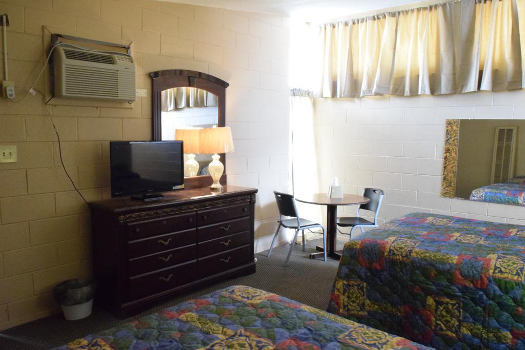 Imperial Motel Odessa Room photo