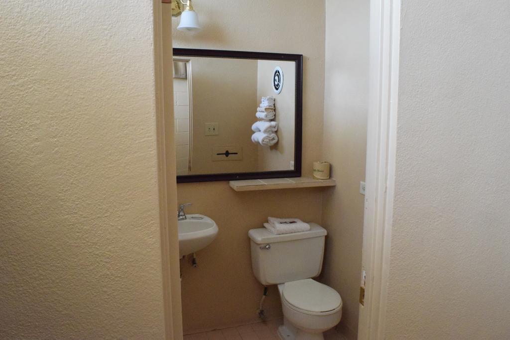 Imperial Motel Odessa Room photo